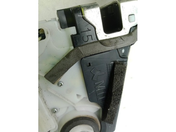 6906047070 CERRADURA PUERTA LAT TRA IZQ TOYOTA PRIUS (_W3_)|Desguaces La Cabaña