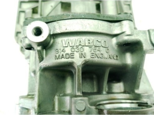 7798446 INYECTOR BMW 1 (E87)|Desguaces La Cabaña 2