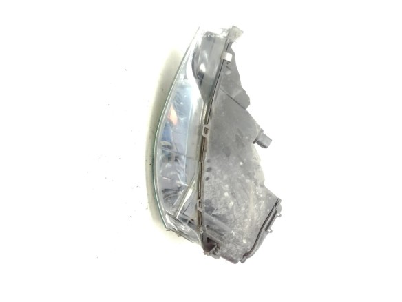 1152095 FARO DERECHO FORD FOCUS Sedán (DFW)|Desguaces La Cabaña