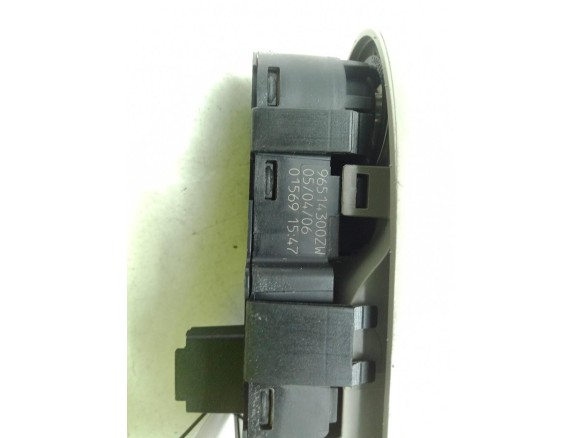   MANDO ELEVALUNAS PUERTA LAT DEL IZQ CITROEN C5 II (RC_)|Desguaces La Cabaña