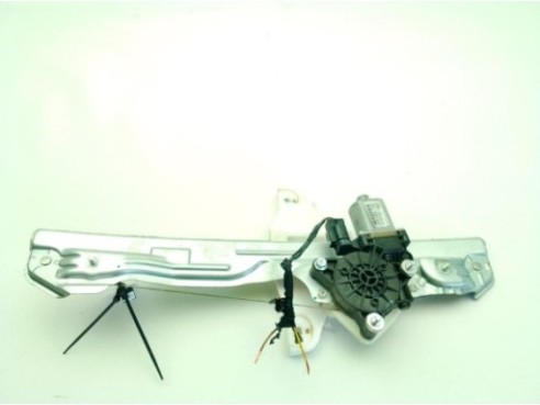 83404J9000, 82450J9000 ELEVALUNAS PUERTA LAT TRA DER HYUNDAI KONA (OS)|Desguaces La Cabaña
