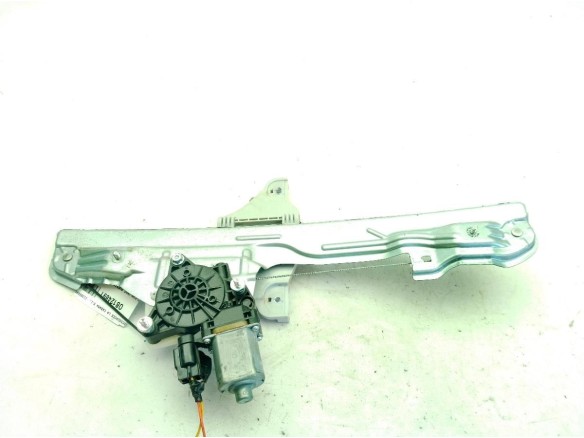 82404J9000 ELEVALUNAS PUERTA LAT DEL DER HYUNDAI KONA (OS)|Desguaces La Cabaña