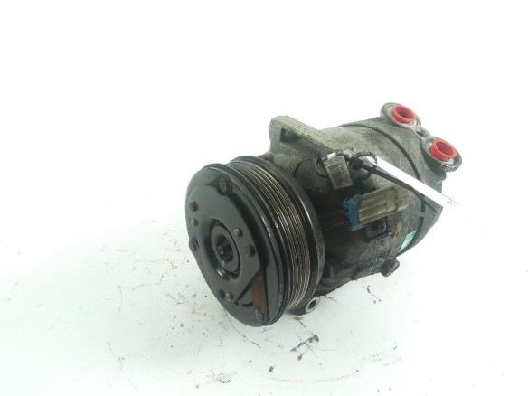 1135324 COMPRESOR AA OPEL VECTRA B (J96)|Desguaces La Cabaña