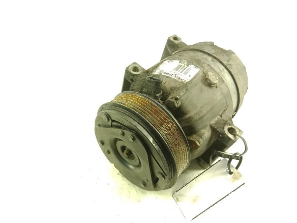 10145101420 COMPRESOR AA RENAULT TRAFIC II Autobús (JL)|Desguaces La Cabaña