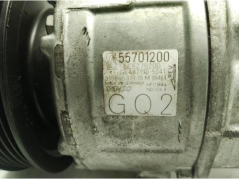 BRAZO LIMPIAPARABRISAS DEL DER OPEL CORSA D (S07)|Desguaces La Cabaña 2