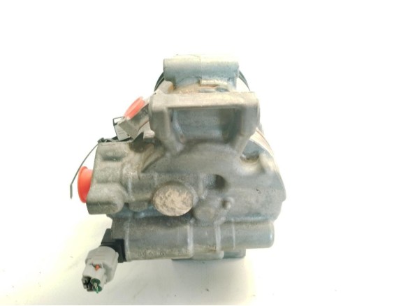 4472808913 COMPRESOR AA TOYOTA AURIS (_E18_)|Desguaces La Cabaña