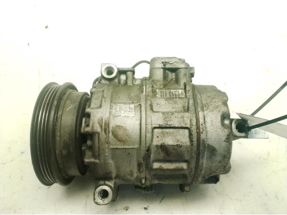 8D0260808 COMPRESOR AA VW PASSAT (3B3)|Desguaces La Cabaña