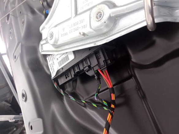 7L0959703C ELEVALUNAS PUERTA LAT TRA IZQ PORSCHE CAYENNE (9PA) |Desguaces La Cabaña