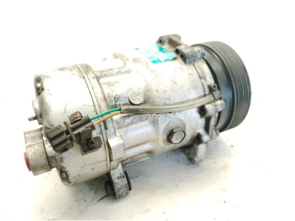 1J0820803N COMPRESOR AA VW GOLF IV (1J1)|Desguaces La Cabaña