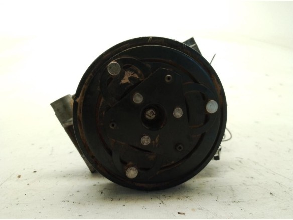 926008367R COMPRESOR AA DACIA DOKKER|Desguaces La Cabaña