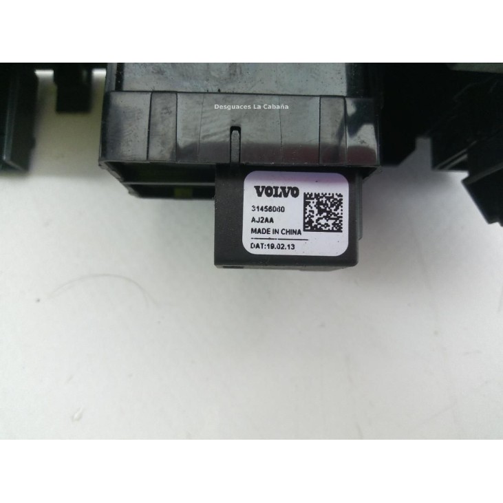 314560010 MANDO ELEVALUNAS PUERTA LAT DEL DER VOLVO XC40 (536) |Desguaces La Cabaña