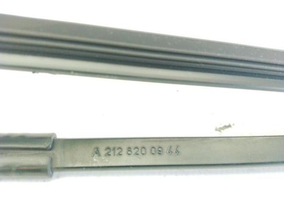A2128200944 BRAZO LIMPIAPARABRISAS DEL DER MERCEDES BENZ CLASE E (W212)|Desguaces La Cabaña