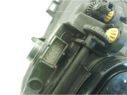 93189358, 89313309 FARO DERECHO OPEL CORSA D (S07)|Desguaces La Cabaña