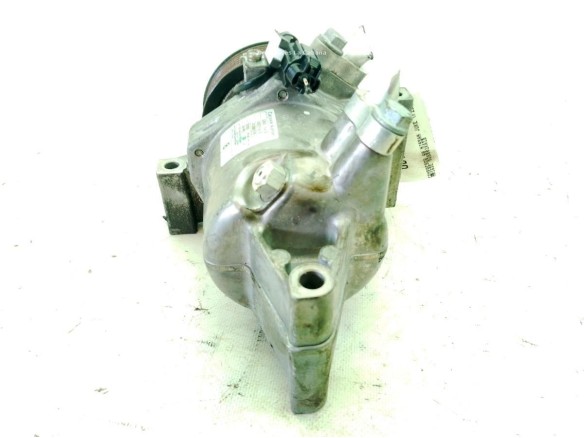 926001KA1B COMPRESOR AA NISSAN JUKE (F15)|Desguaces La Cabaña