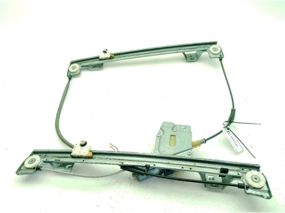 807207012R ELEVALUNAS PUERTA LAT DEL DER RENAULT KANGOO Express (FW0/1_)|Desguaces La Cabaña