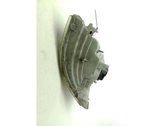 FARO DERECHO RENAULT MASTER II Furgón (FD)|Desguaces La Cabaña