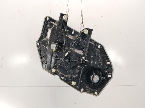 2500807 ELEVALUNAS PUERTA LAT DEL DER FORD FOCUS IV (HN)|Desguaces La Cabaña