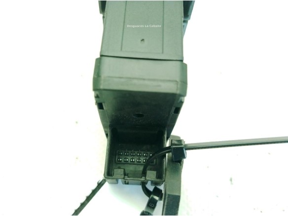 5G0927225D INTERRUPTOR FRENO MANO ELECTRICO VW GOLF VII (5G1, BQ1, BE1, BE2)|Desguaces La Cabaña