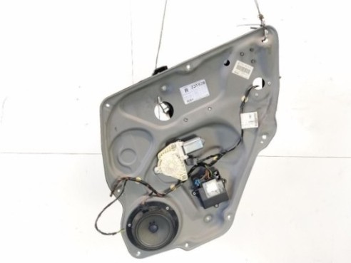 A1697303879 ELEVALUNAS PUERTA LAT TRA DER MERCEDES BENZ CLASE B (W245)|Desguaces La Cabaña