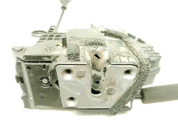 825002104R CERRADURA PUERTA LAT TRA DER RENAULT CLIO IV (BH_)|Desguaces La Cabaña