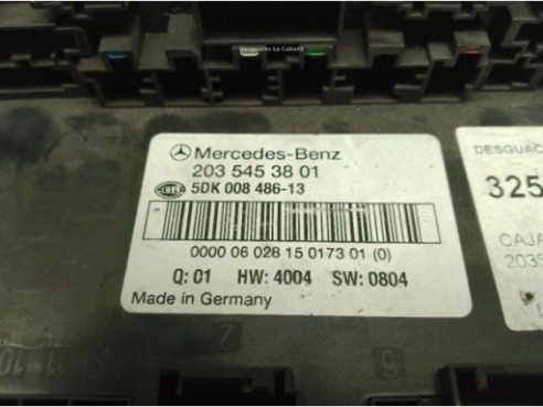2035453801 CAJA FUSIBLES EXTERIOR (BSM) MERCEDES BENZ CLASE C (W203)|Desguaces La Cabaña