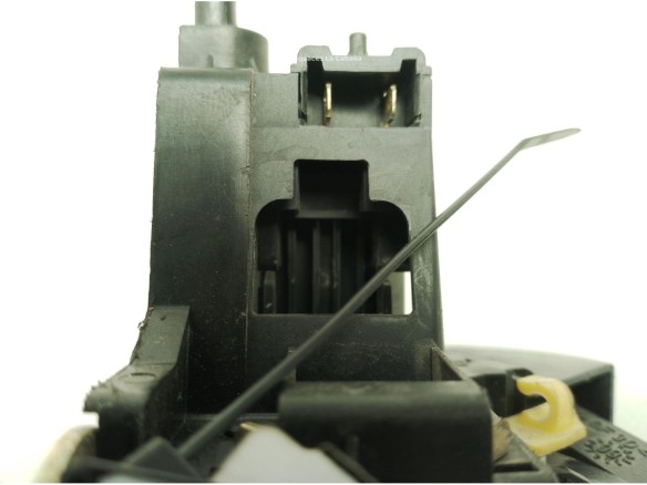 CERRADURA PUERTA LAT DEL IZQ RENAULT MEGANE I (BA0/1_)|Desguaces La Cabaña