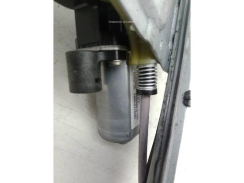 807207012R ELEVALUNAS PUERTA LAT DEL DER RENAULT KANGOO Express (FW0/1_)|Desguaces La Cabaña