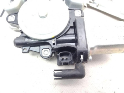 ELEVALUNAS PUERTA LAT TRA DER NISSAN TIIDA Sedán (SC11) |Desguaces La Cabaña