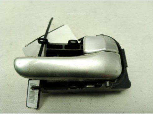 MANILLA PUERTA LAT DEL DER INT NISSAN ALMERA TINO (V10)|Desguaces La Cabaña