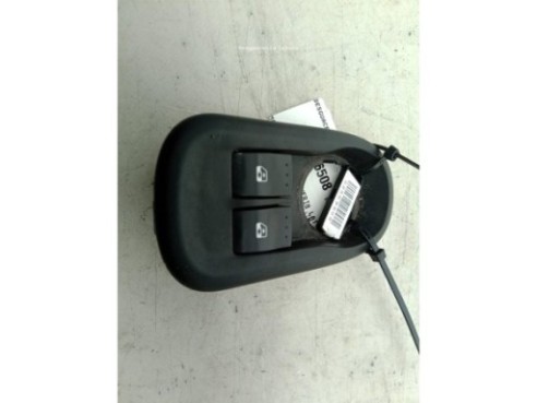   MANDO ELEVALUNAS PUERTA LAT DEL IZQ RENAULT MASTER III Furgón (FV)|Desguaces La Cabaña