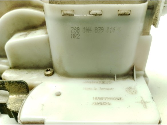 CERRADURA PUERTA LAT TRA DER VW GOLF III (1H1)|Desguaces La Cabaña