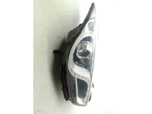 921023Z300 FARO DERECHO HYUNDAI i40 (VF)|Desguaces La Cabaña
