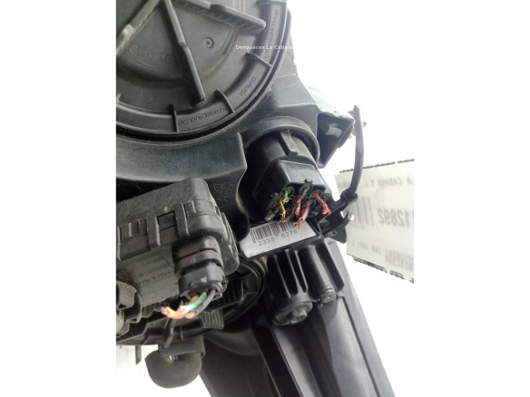 921023Z300 FARO DERECHO HYUNDAI i40 (VF)|Desguaces La Cabaña