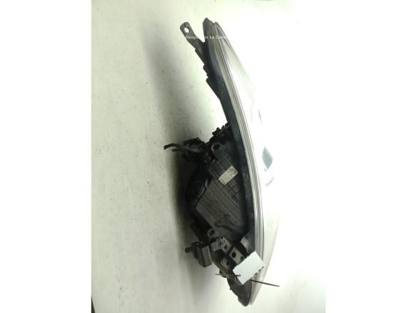 921013Z300 FARO IZQUIERDO HYUNDAI i40 (VF)|Desguaces La Cabaña