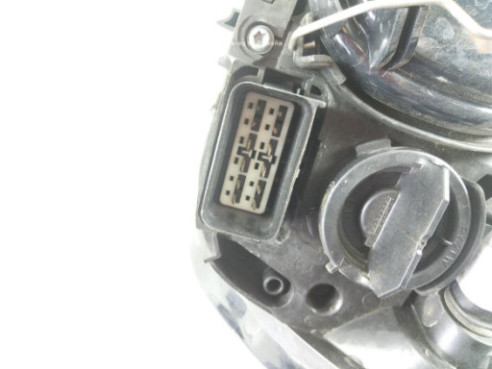 311335240 FARO DERECHO VOLVO V50 (545) |Desguaces La Cabaña