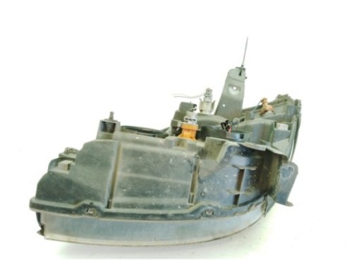 7701047600 FARO DERECHO RENAULT SCENIC I Limusina (JA0/1_)|Desguaces La Cabaña