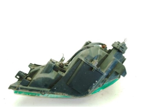 8113044140 FARO DERECHO TOYOTA AVENSIS VERSO (_M2_)|Desguaces La Cabaña