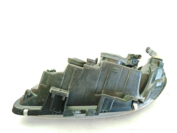 7701038272 FARO DERECHO RENAULT LAGUNA I (B56_, 556_)|Desguaces La Cabaña