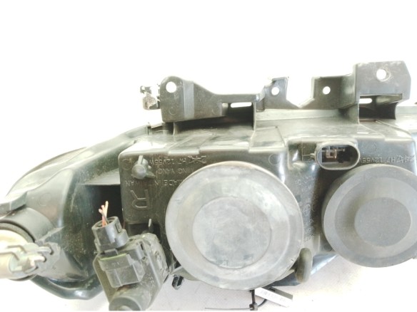 7701038272 FARO DERECHO RENAULT LAGUNA I (B56_, 556_)|Desguaces La Cabaña