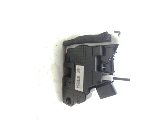 CERRADURA PUERTA LAT DEL IZQ HYUNDAI i20 (GB)|Desguaces La Cabaña