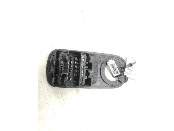   MANDO ELEVALUNAS PUERTA LAT DEL IZQ NISSAN PRIMASTAR Furgón (X83)|Desguaces La Cabaña