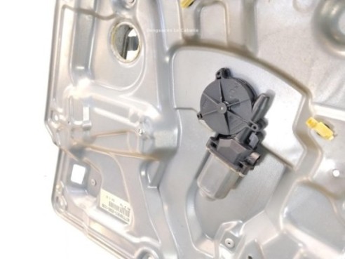   ELEVALUNAS PUERTA LAT DEL DER NISSAN PRIMERA (P12)|Desguaces La Cabaña
