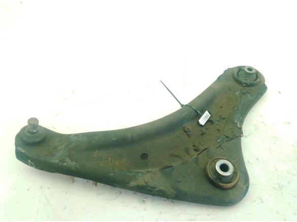   BRAZO SUSPENSION DEL DER INF NISSAN JUKE (F15)|Desguaces La Cabaña