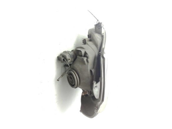  7700311372 FARO DERECHO NISSAN PRIMASTAR Furgón (X83)|Desguaces La Cabaña
