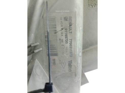  7700311372 FARO DERECHO NISSAN PRIMASTAR Furgón (X83)|Desguaces La Cabaña