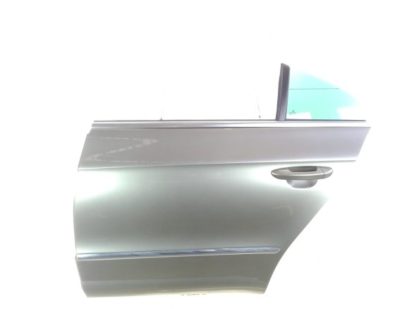 PUERTA LAT TRA IZQ VW CC (358)|Desguaces La Cabaña