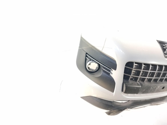 7401RZ PARAGOLPES DEL PEUGEOT 3008 Limusina (0U_)|Desguaces La Cabaña