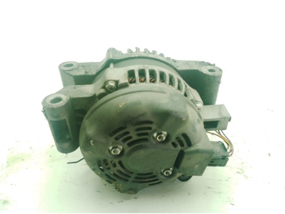 270600G011 ALTERNADOR TOYOTA AVENSIS Sedán (_T25_)|Desguaces La Cabaña