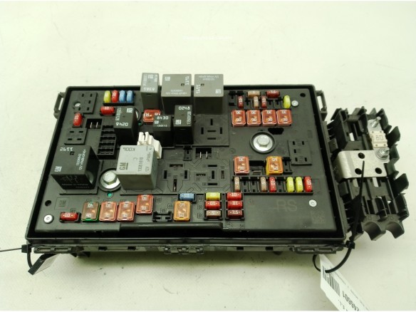 13343762RS CAJA FUSIBLES INTERIOR (BSI) OPEL ASTRA J (P10)|Desguaces La Cabaña