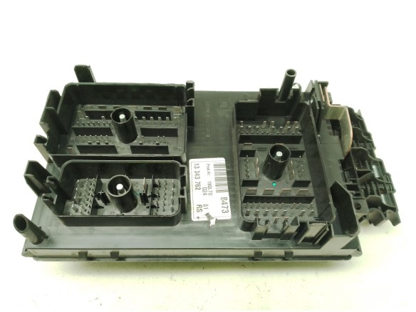 13343762RS CAJA FUSIBLES INTERIOR (BSI) OPEL ASTRA J (P10)|Desguaces La Cabaña